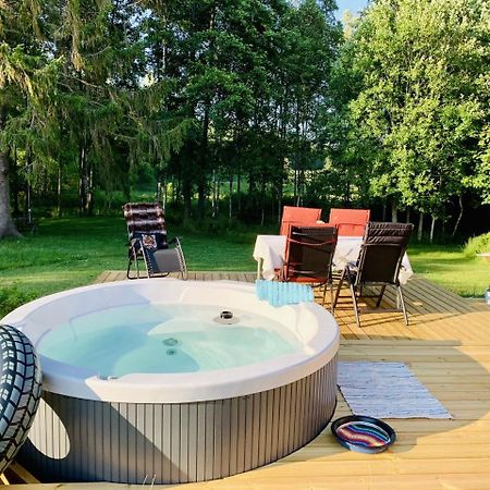 The Blomsholm Cabin - Load Your Electric Car Strömstad Exterior foto