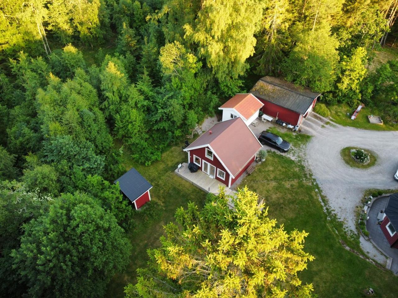The Blomsholm Cabin - Load Your Electric Car Strömstad Exterior foto