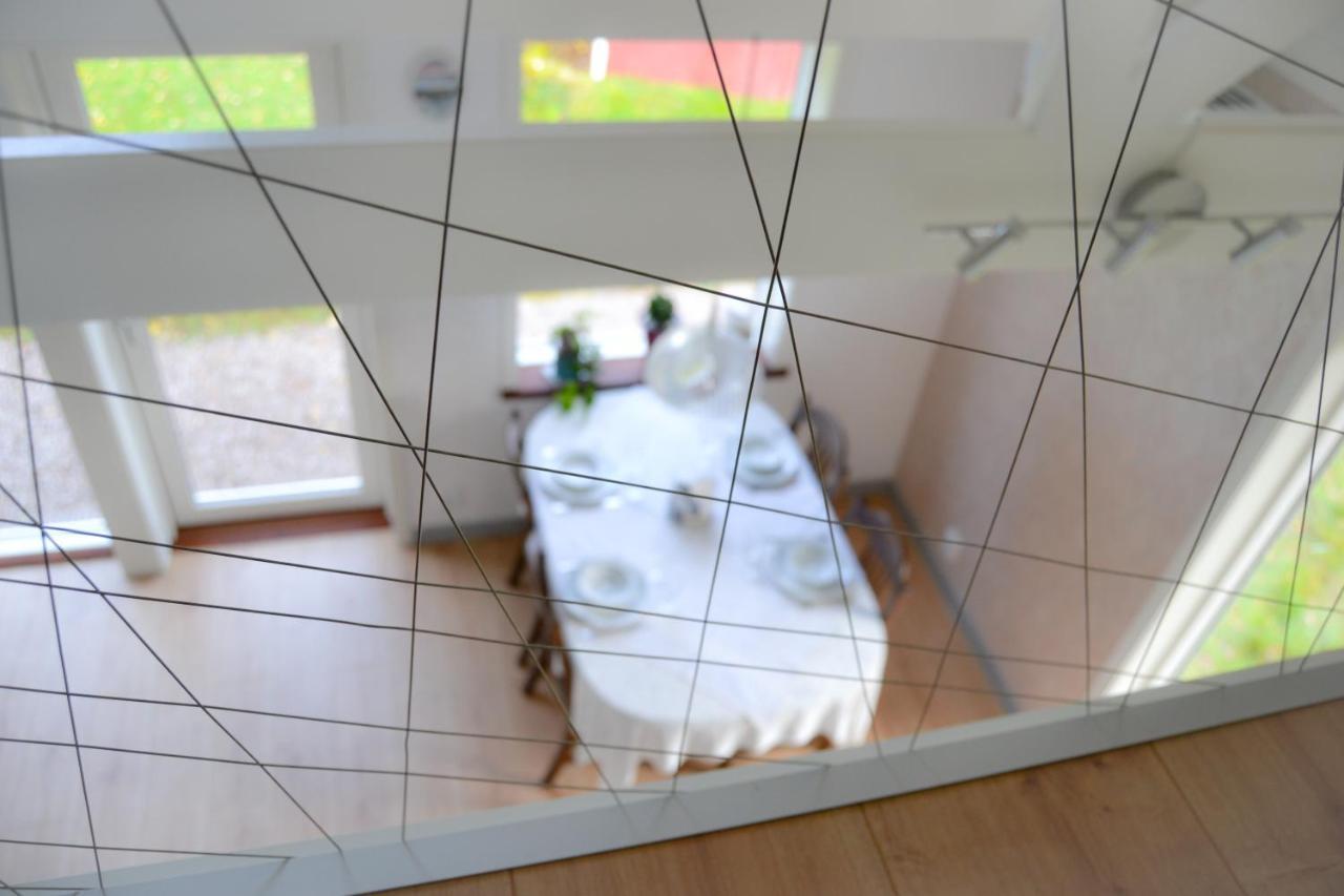 The Blomsholm Cabin - Load Your Electric Car Strömstad Exterior foto